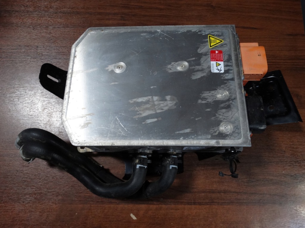 фото №1, Ideal зарядний пристрій акумулятор porsche panamera 971 1