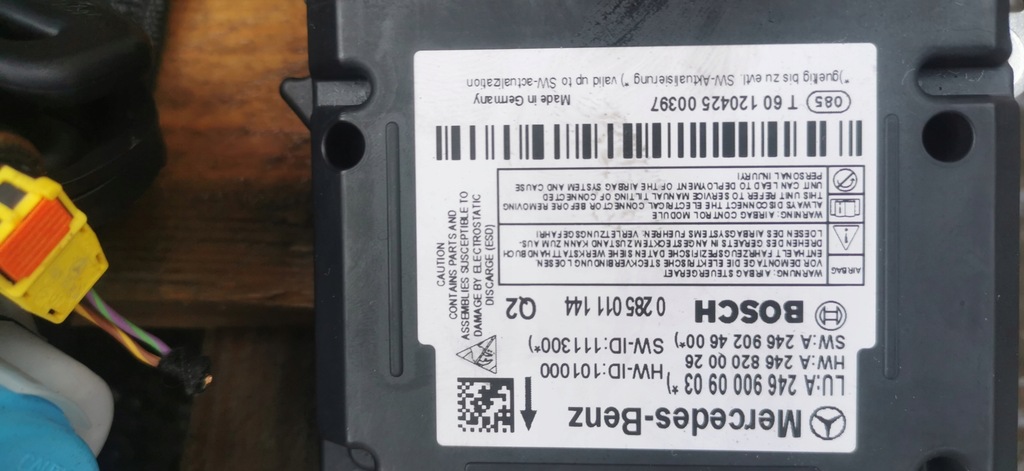 фото №8, Mercedes w246 панель приладів приладова панель консоль панель приладів комплект оригінал