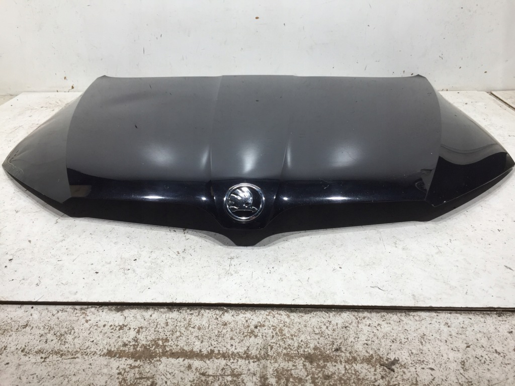 Skoda octavia 3 5e 11-17 капот крышка двигателя оригинал  !!! 5e0823031a с Разборки