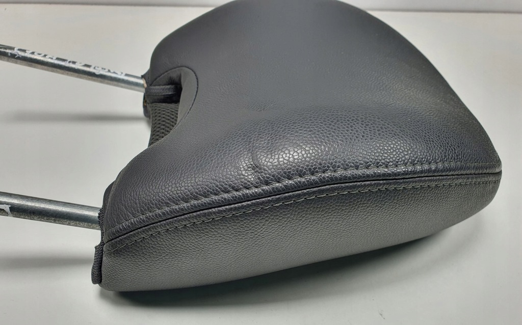 фото №2, Подголовник левый перед volvo c70 ii