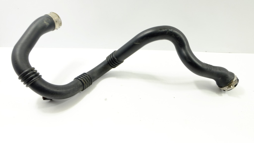 Opel adam 1.4t шланг труба повітря 13442017 Недорого