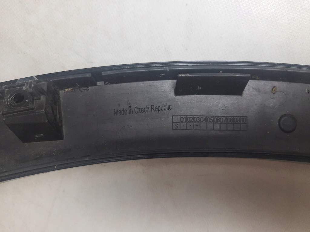 фото №8, Porsche cayenne 17- молдинг крыла левая 9y0853717