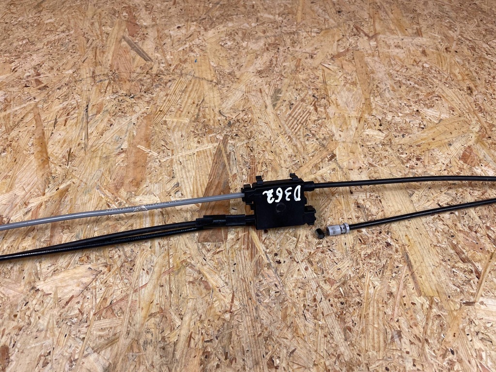 фото №7, Замок крепление засов капот комплект левый правый vw t-cross 8s0823509 2gm823535