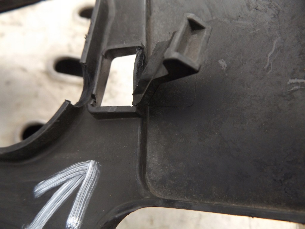 Захист поперечина передній впуск поперечина mercedes cls w218 Ціна