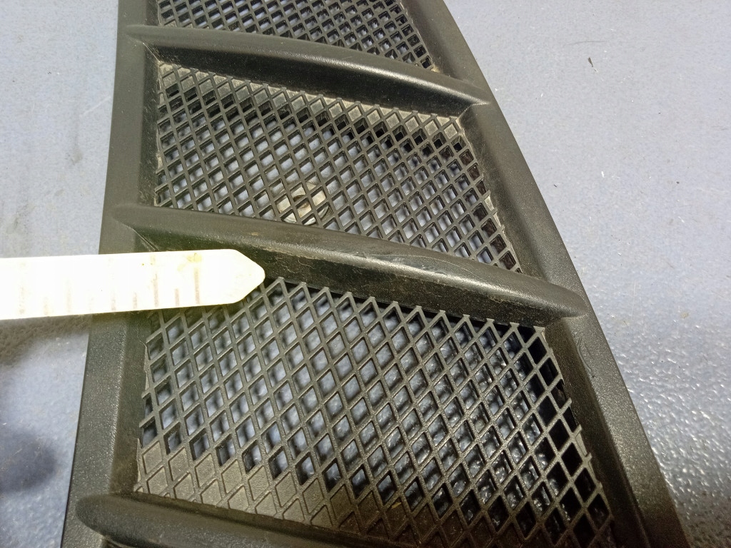 фото №7, Mercedes gle w292 впуск воздуха решётка капот левая a1668800105