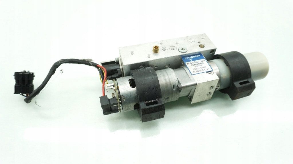 фото №1, Насос крыша mercedes slk r172 a1728000030