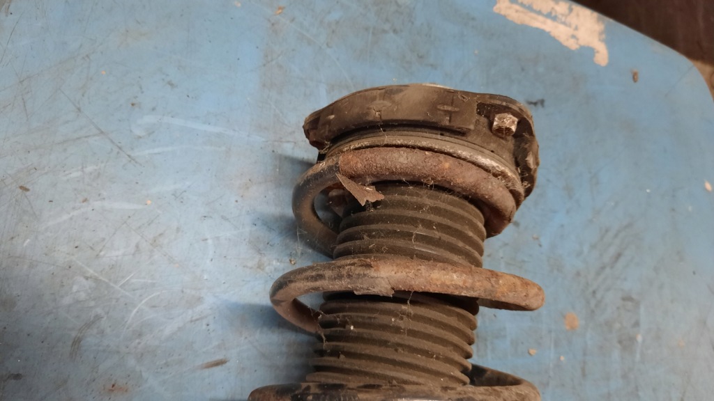 фото №3, Амортизатор лівий seat ibiza ii