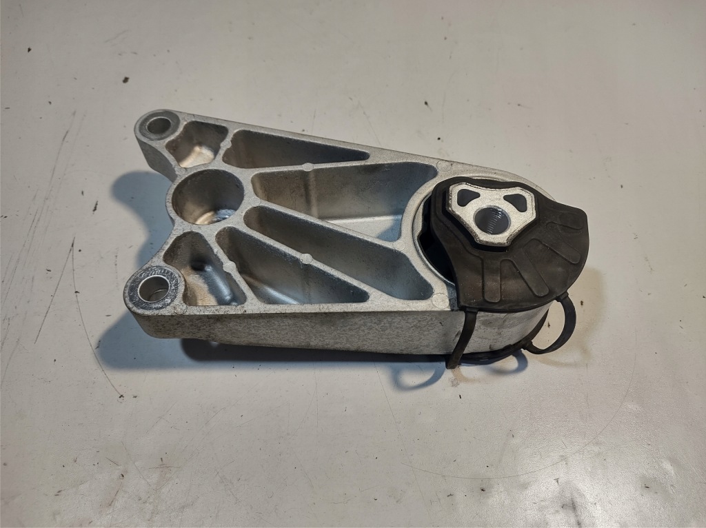 фото №1, Mg zs ev 2023 - подушка двигателя 10884497