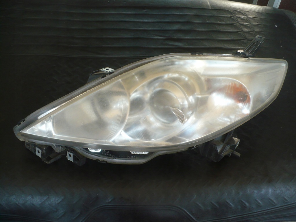фото №1, Лампа левая передняя mazda 5 europa