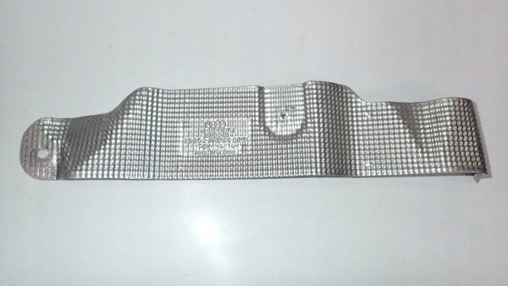 фото №1, Металлическая защита тепловая audi q7 4l 4l0201307a