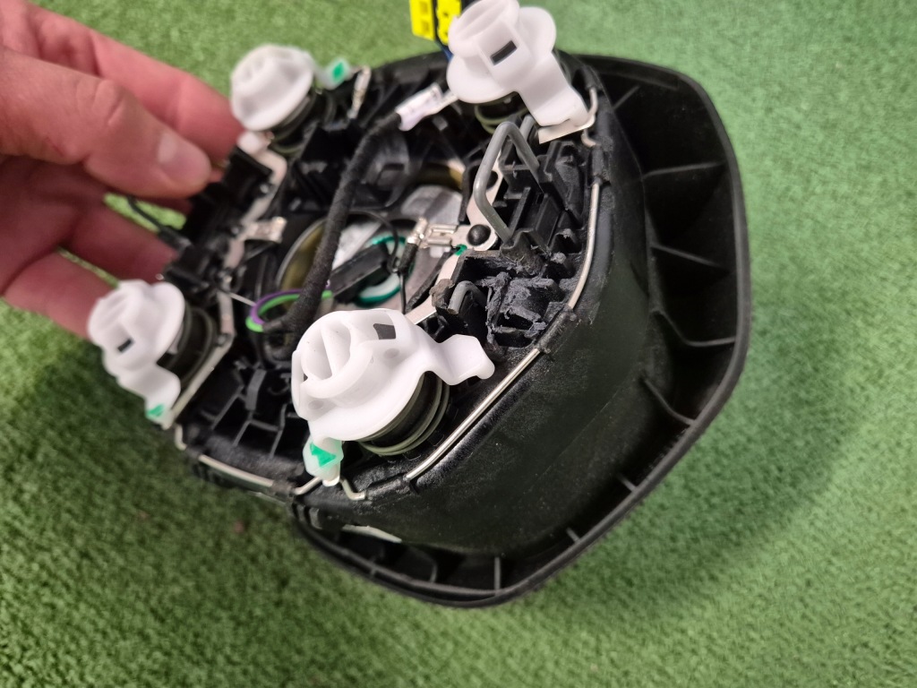 фото №10, Bmw f30 f32 f34 f36 консоль панель приладів приладова панель приладів подушка безпеки подушка oem