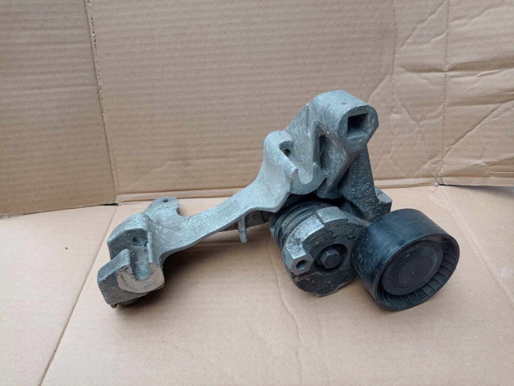 Кронштейн кронштейн генератора nissan renault Доставка