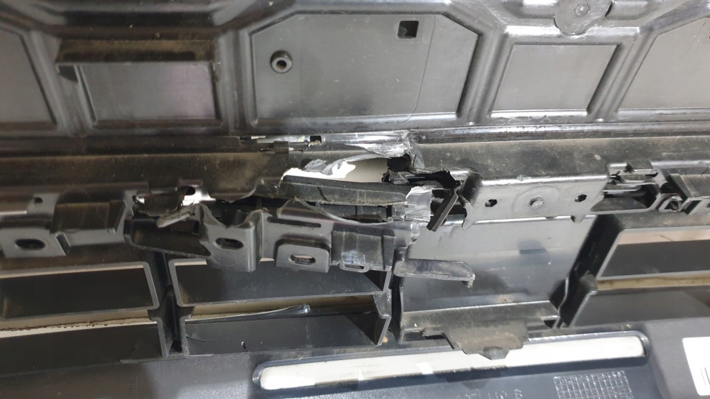 Бампер передний перед audi q2 lift 81a807110b Оригинал