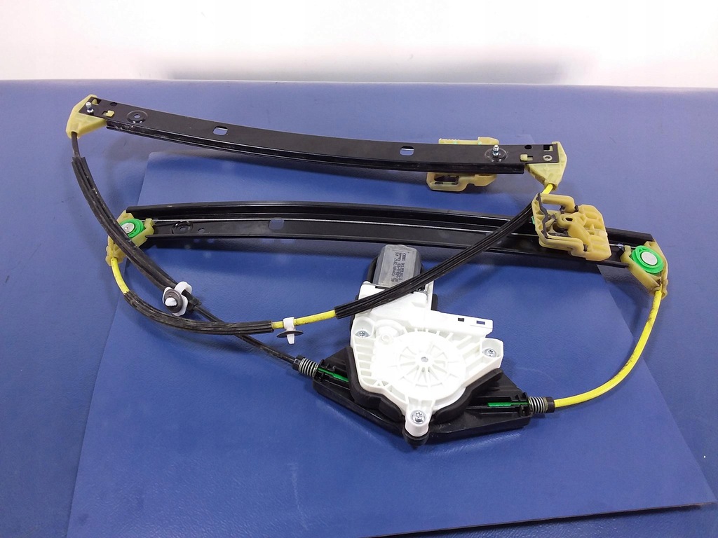 фото №4, Audi a8 d4 4h підйомник скло перед правий