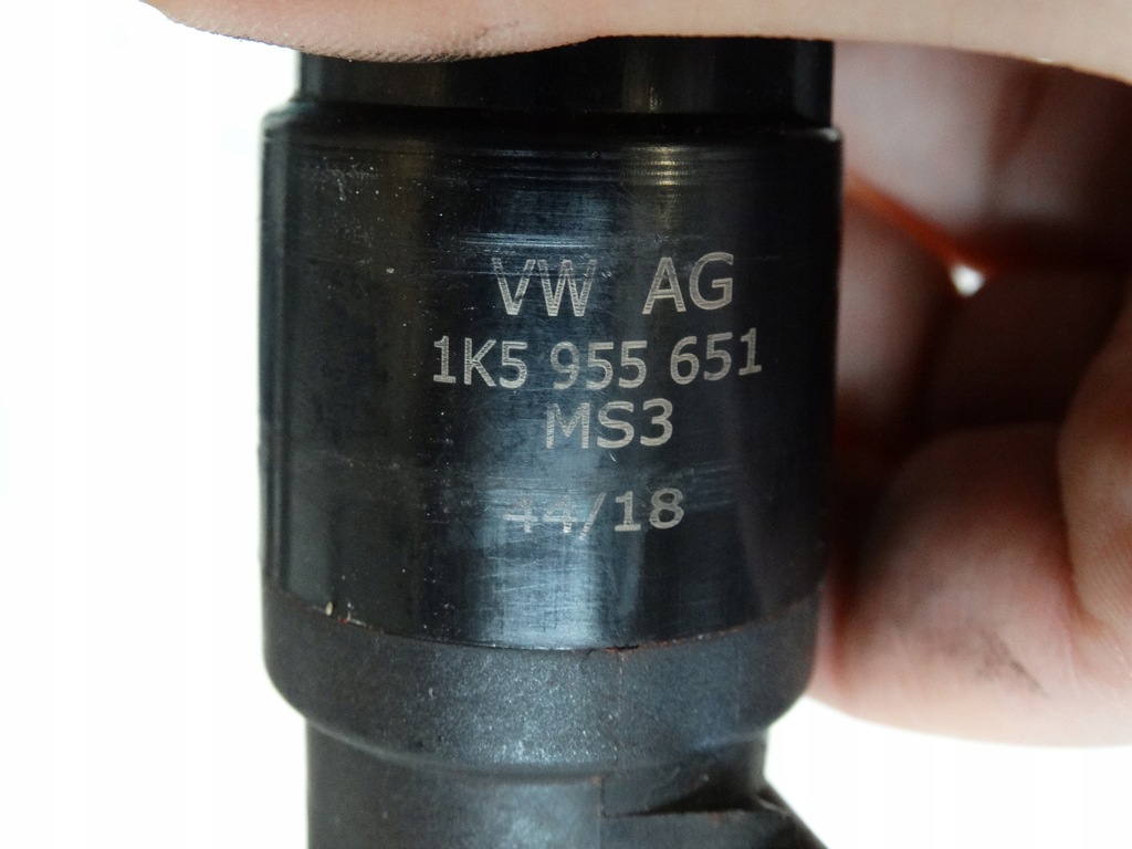 фото №5, Помпа розпилювача skoda octavia ii 1k5955651