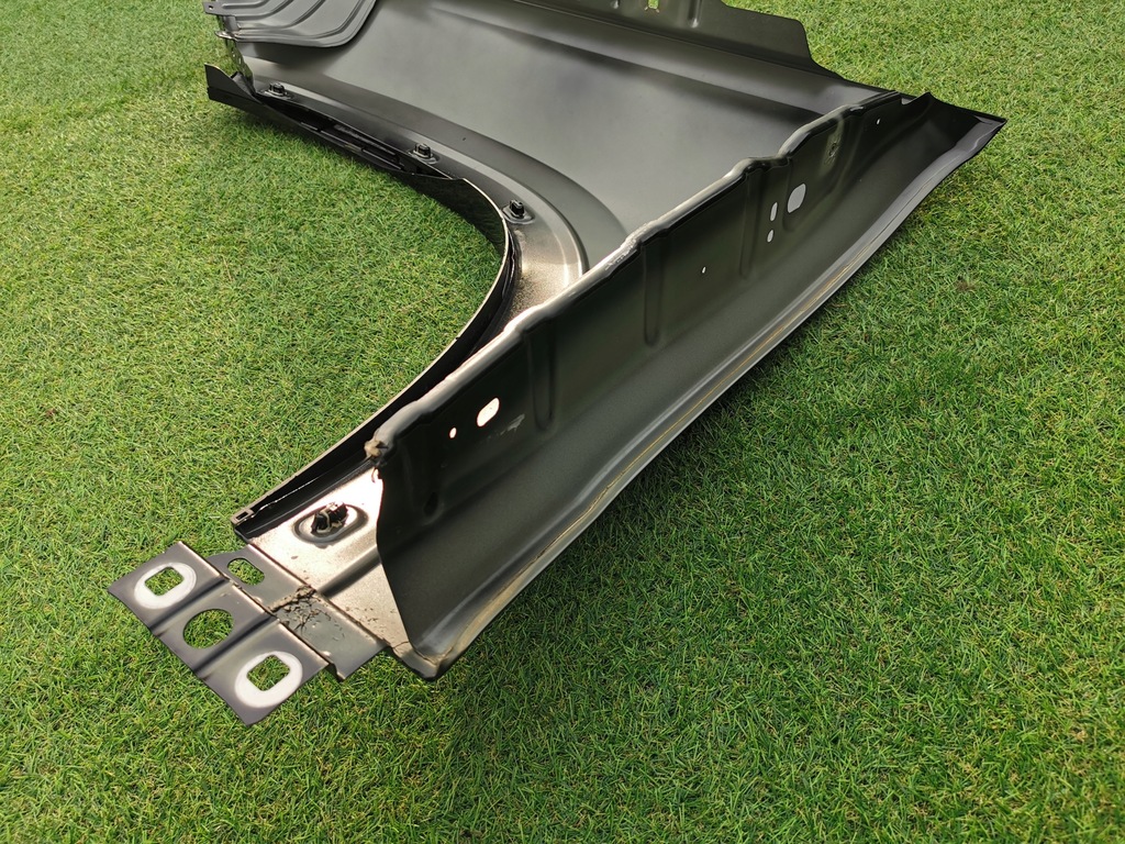 фото №12, Mercedes gls 167 amg крыло правый перед