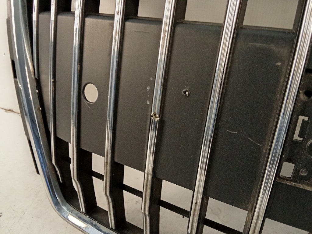 Audi a4 b9 allroad 8w 8w0 решітка  радіатора передні  2015- в Україні