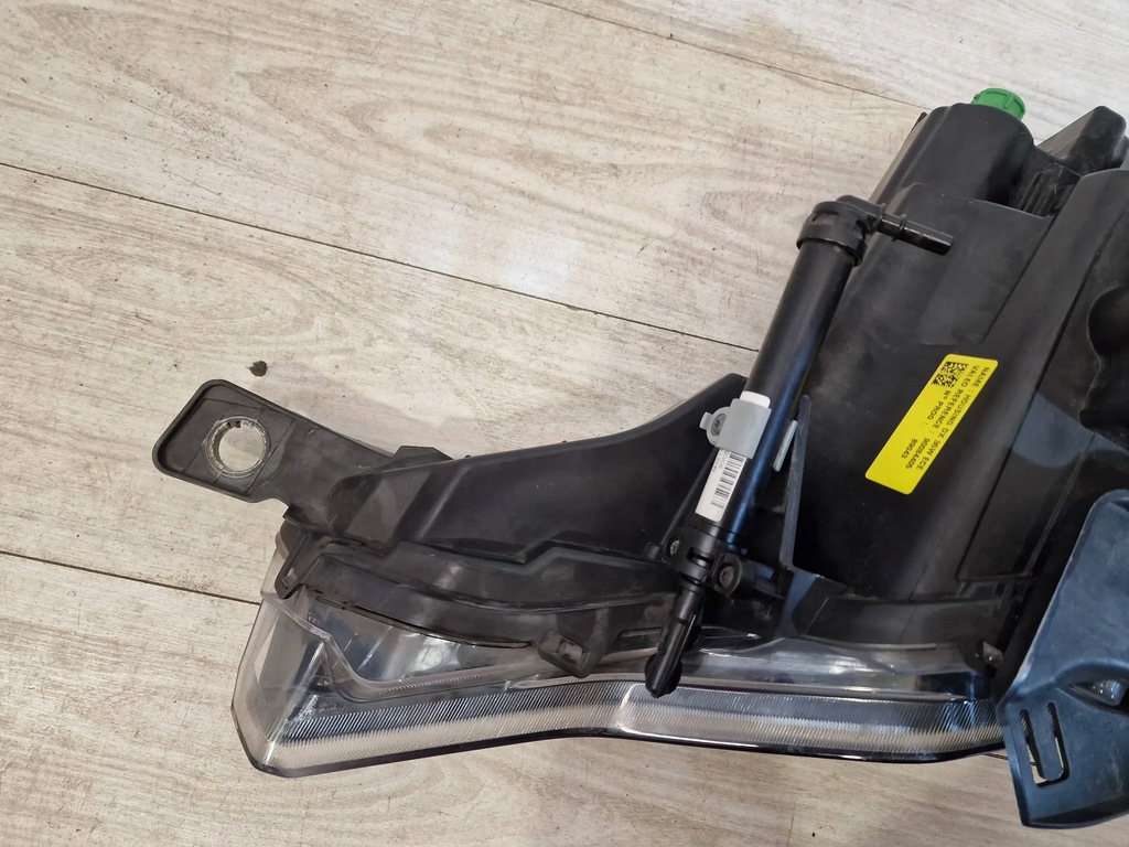 фото №8, Maserati levante 670034638 лампа права bi ксенон поворотний 16-