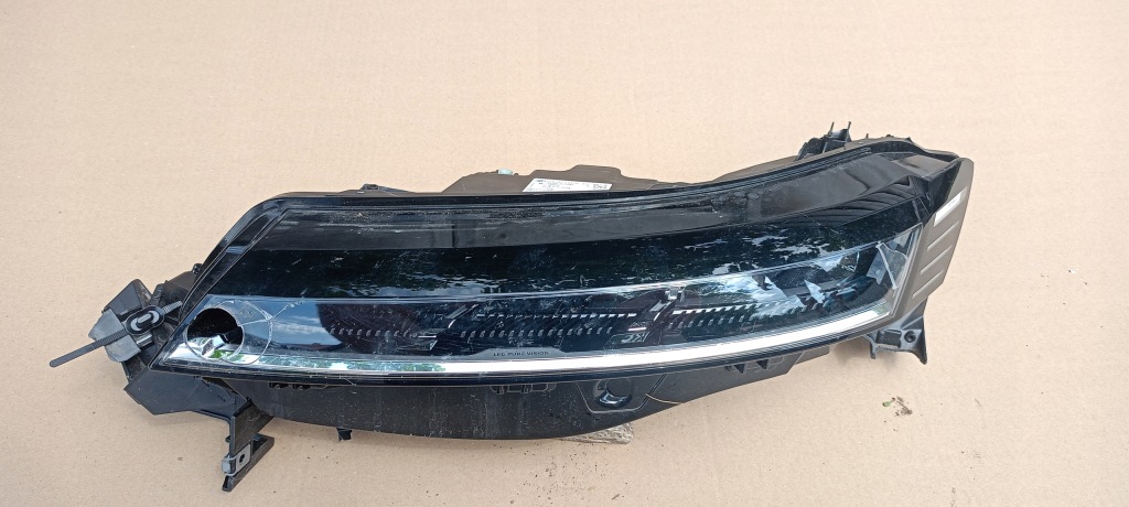 Купити Фара перед передня ліва renault megane e-tech 22-24rok full led 260606256r