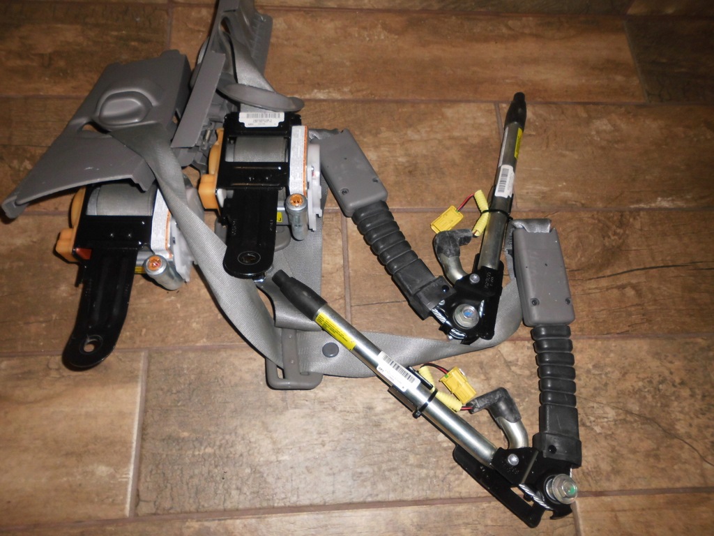 фото №1, Honda civic ufo sedan 2 x pas с натяжитель