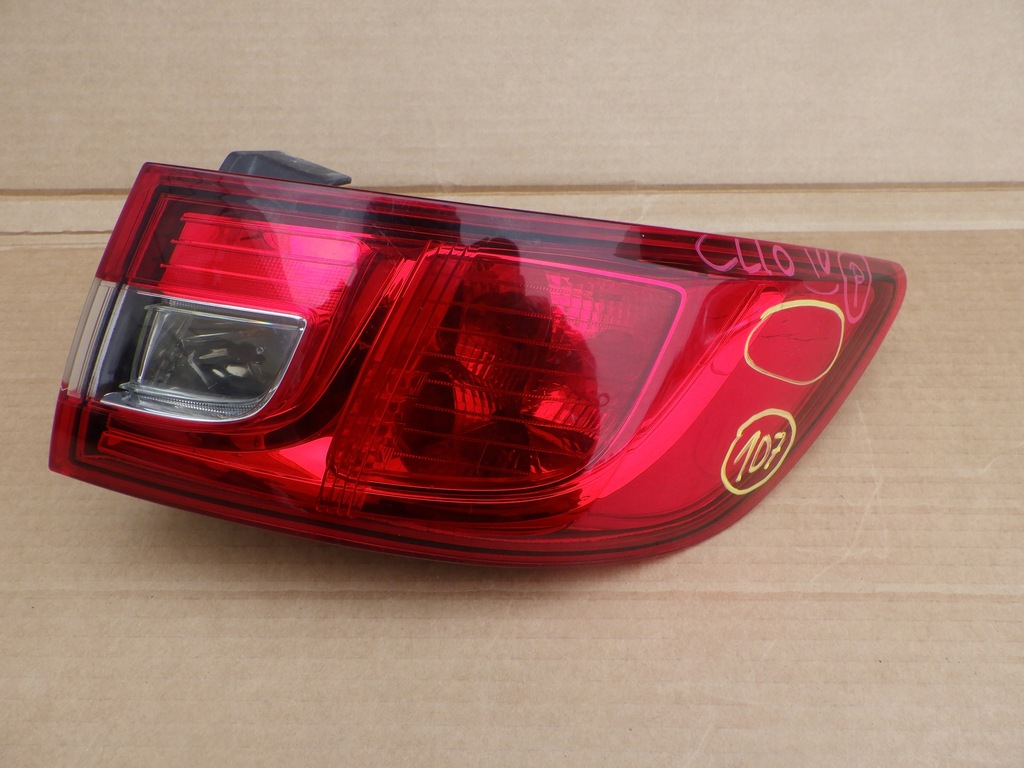 фото №1, Лампа правая задняя задняя renault clio iv 265502631r