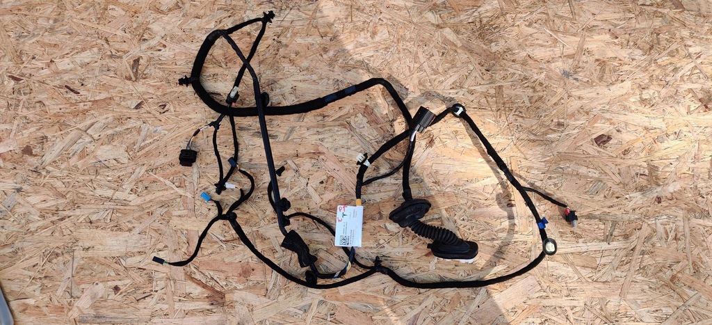 фото №1, Джгут двері задня права правий задня tesla y 1489054