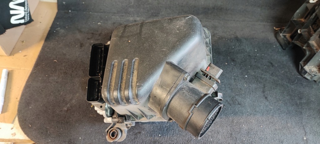 фото №1, Kia ceed i корпус фільтра повітря + труба повітрозабірник 28110-2h000