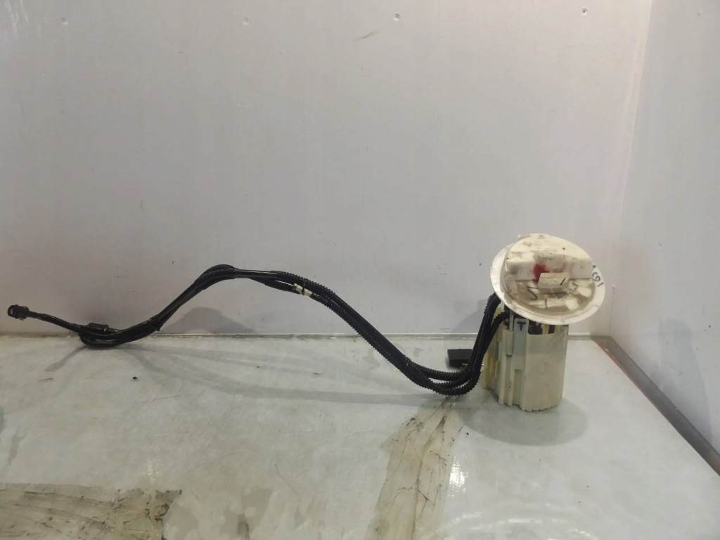 Купить W 204 2,2cdi помпа топлива a2044700594