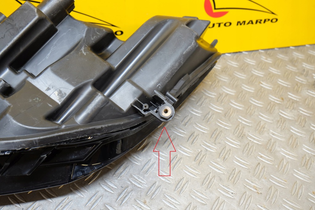 Jaguar e-pace x540 2017- фара фара mid led r европа с Разборки