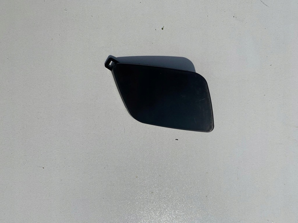 фото №1, Заглушка фаркоп бампера перед volvo v40 2012-2019