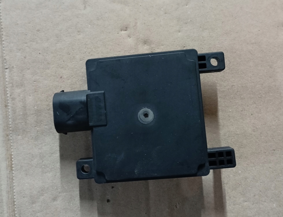 Купити Радар distronic датчик перед kia sportage v