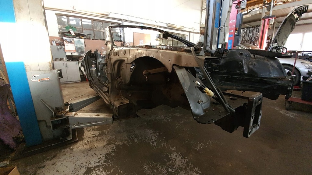 фото №1, Mercedes sl r230 230 lift чверть лонжерон права