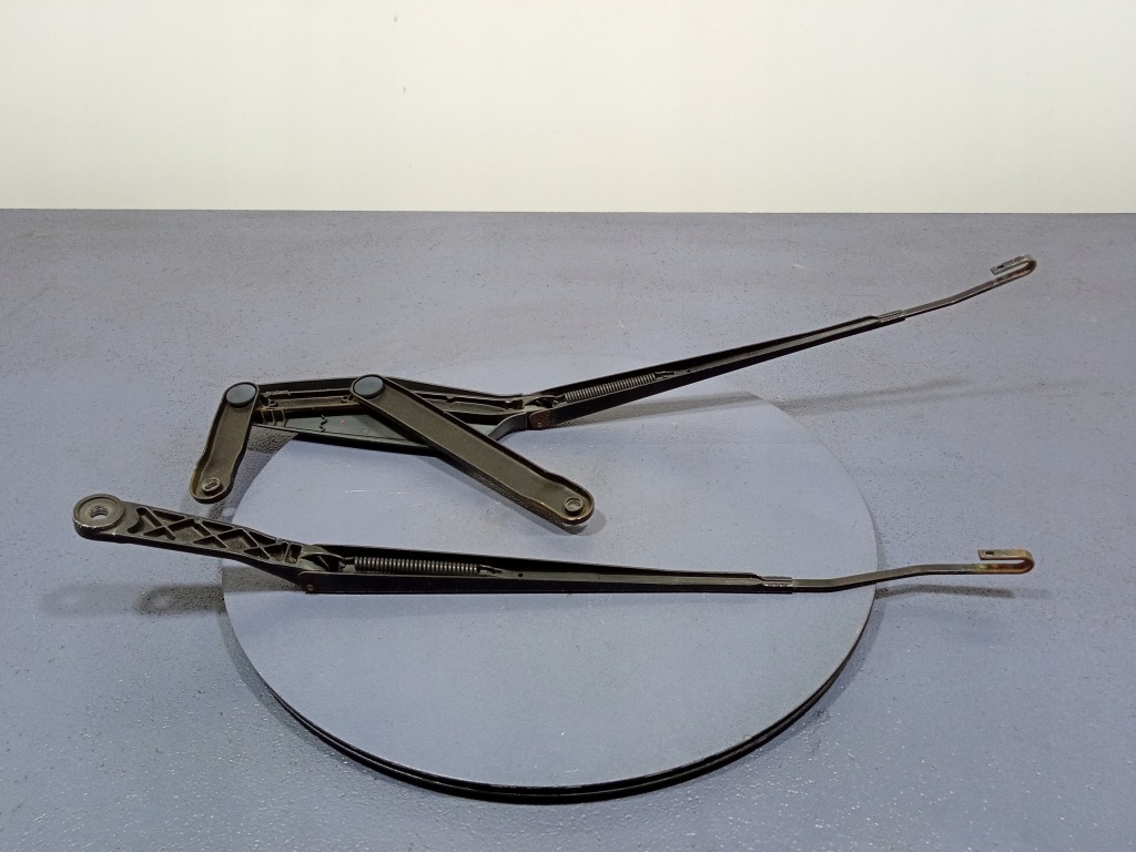 фото №6, Nissan almera tino v10 рычаги дворник перед eu kpl