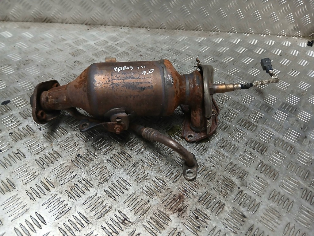 фото №1, Toyota yaris iii катализатор 1.0 2011-