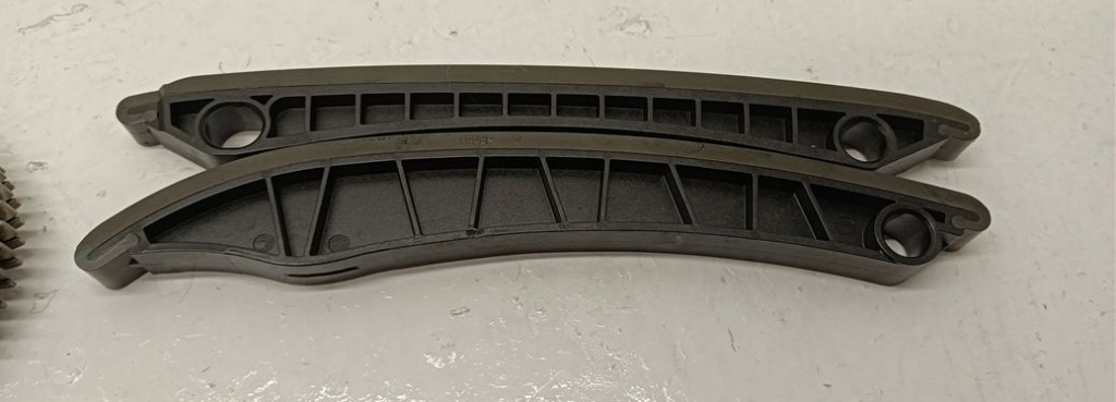 Грм напрямні nissan x-trail t32 scenic iv 1.7 dci r9na401 130700060r Недорого