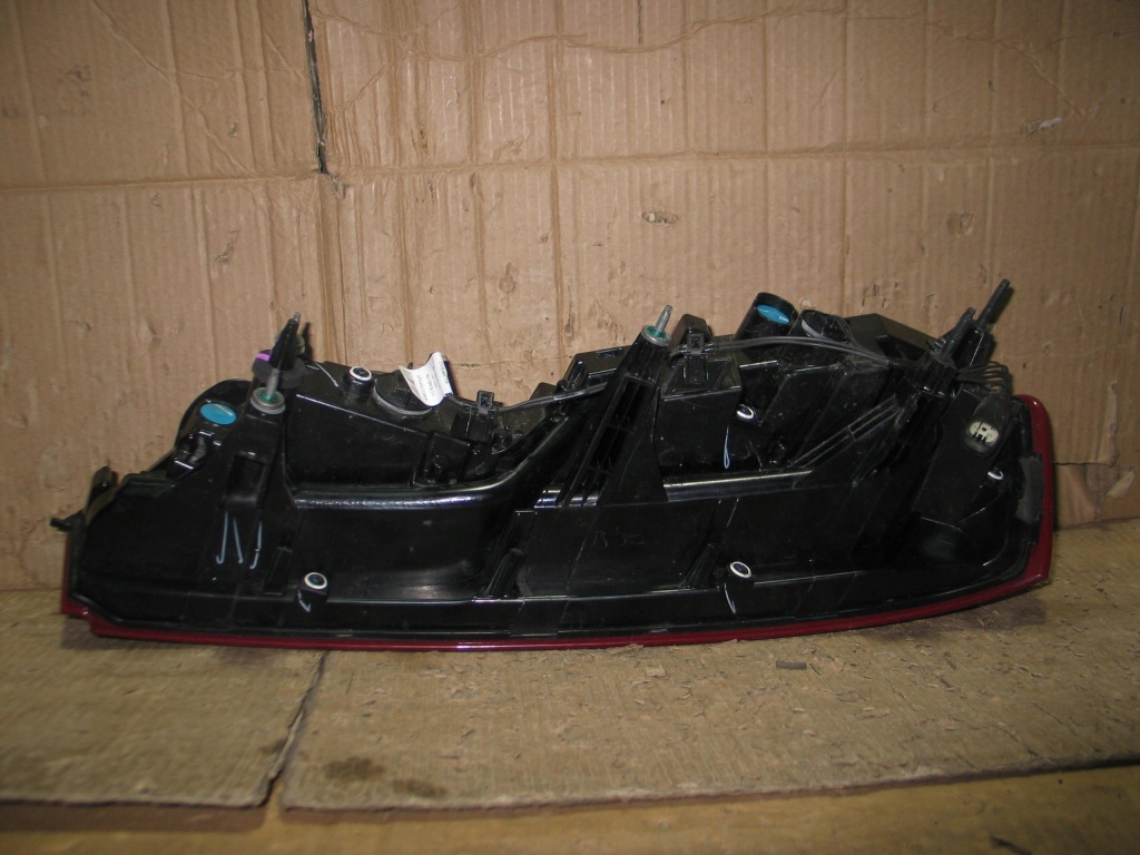 Лампа led левый задний  chevrolet camaro 6 vi 15-18r. 84136774 европа оригинал Оригинал