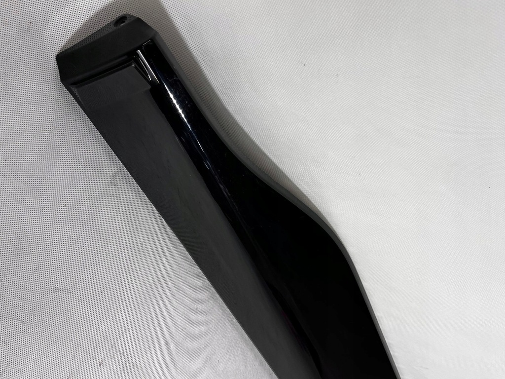 фото №6, Молдинг дверь правый задняя toyota rav4 v