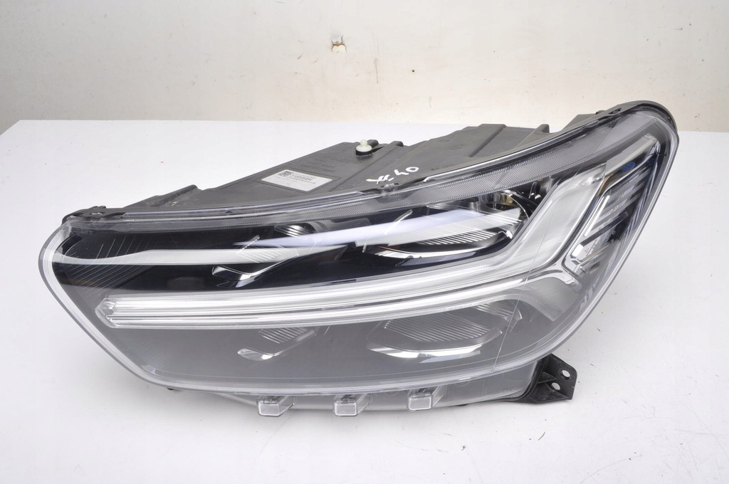 фото №8, Volvo xc40 лампа левая передняя левый перед anglik 31655984