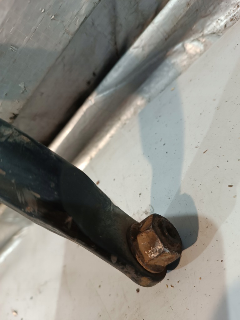 фото №6, Стабилизатор поперечный передний toyota yaris 2007r