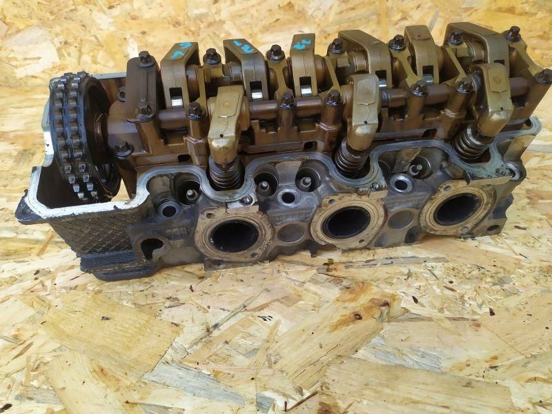 Купити Головка двигуна mercedes clk 3.2 1120161301