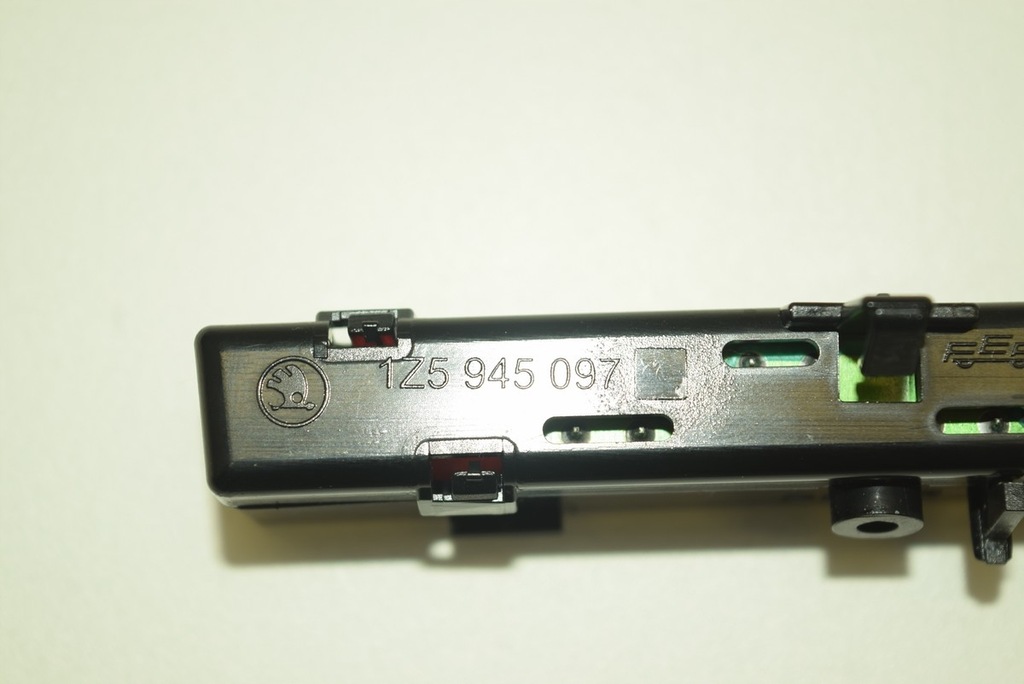 фото №3, Skoda octavia ii hb третій світло стоп