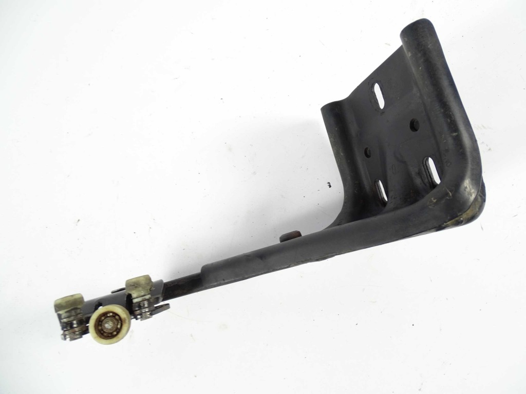 фото №4, Mercedes vito w639 кронштейн дверь боковых ролик