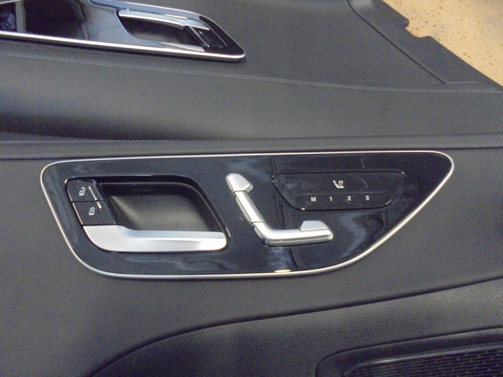 фото №13, Mercedes c klasa w206 kombi amg сиденья заднее сиденье обшивки комплект