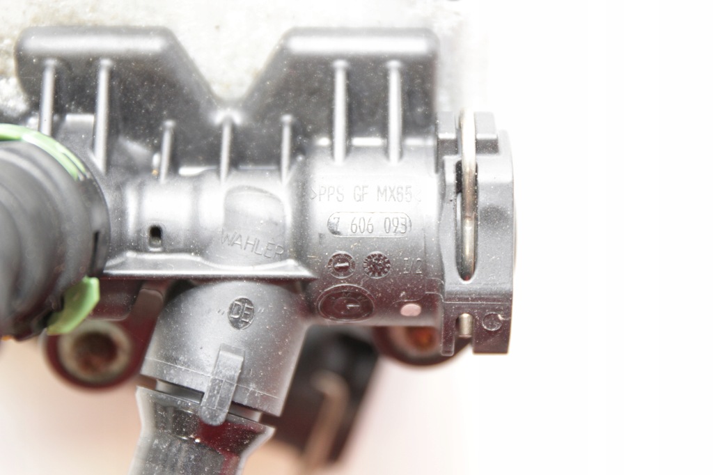 фото №7, Bmw f30 f31 f32 радиатор масла 328i 428i 7600553