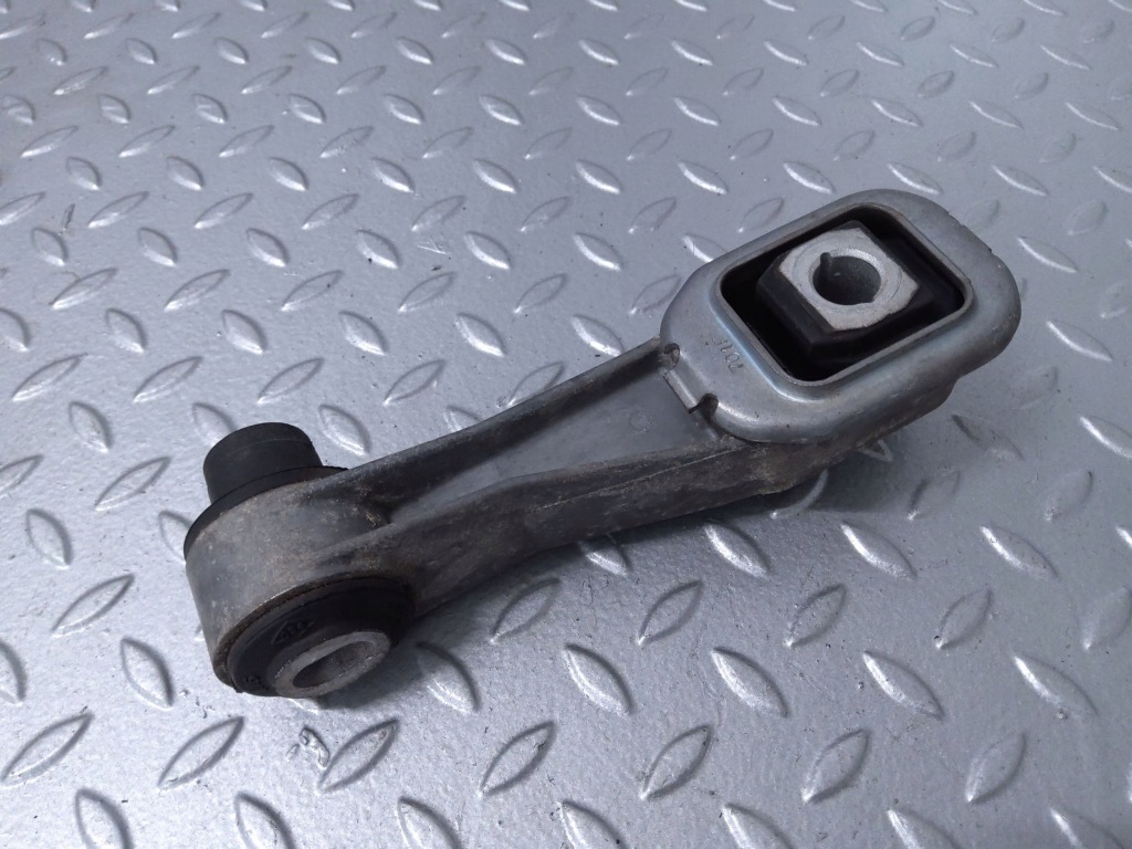 Купити Кронштейн подушка двигуна clio iii 1.5 dci 8200487916