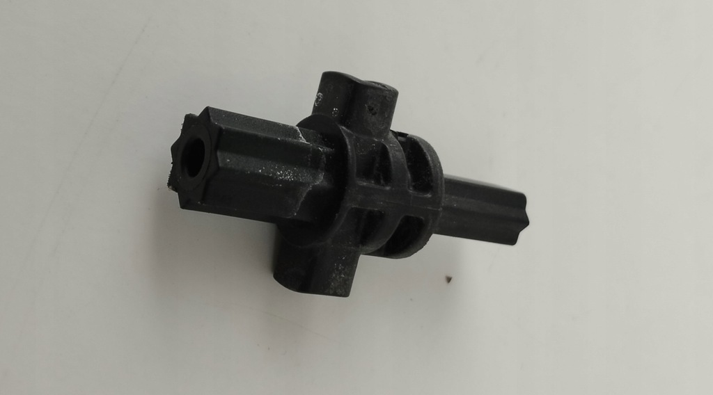 фото №8, Привод шестерня моторчик шторка воздуха volvo xc40 электрик s60 xc60 s90