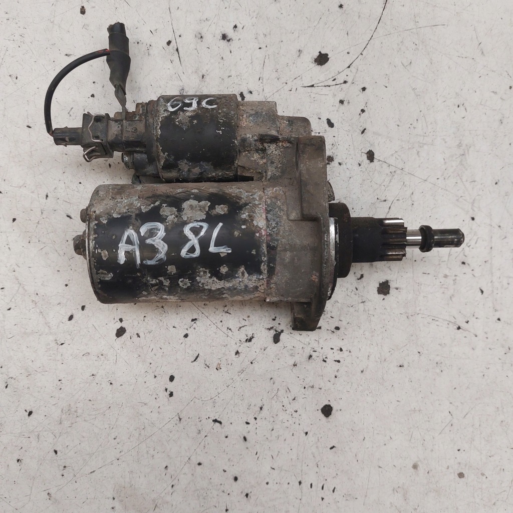 фото №1, Audi a3 8l 1,8b стартер bosch 0001107022