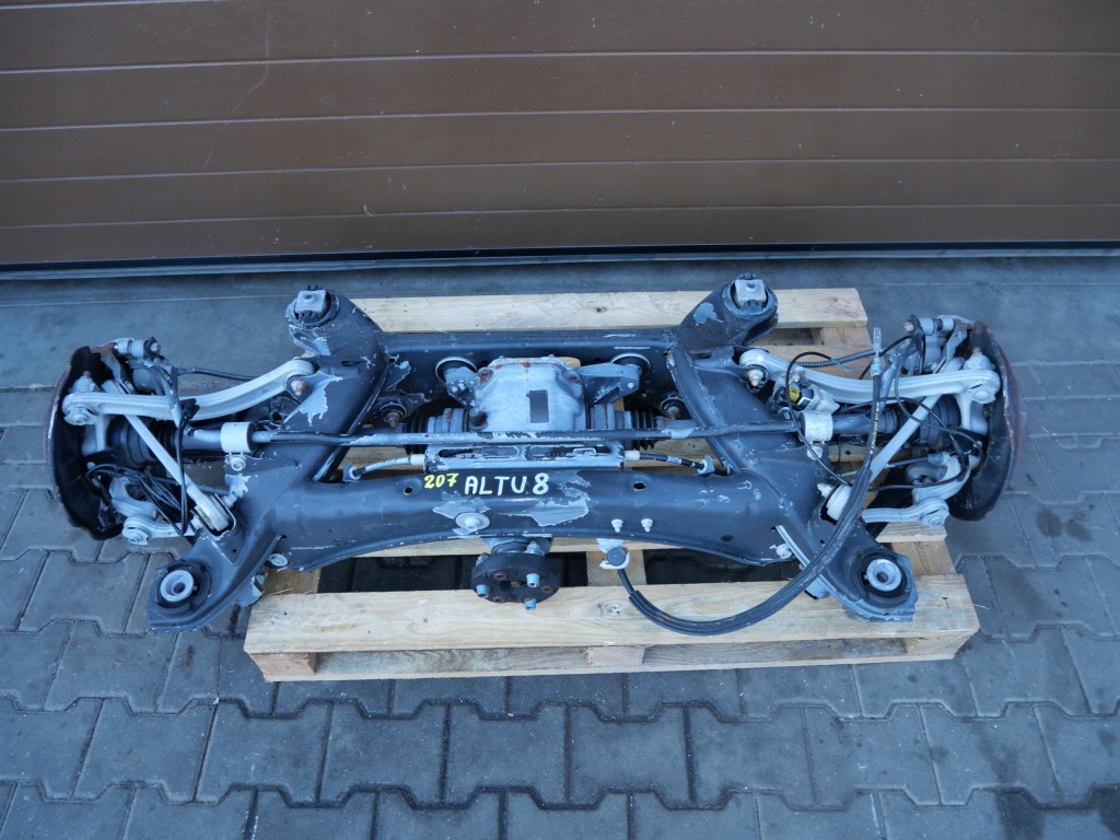 Купити Підрамник підрамник підрамник балка задній mercedes w207