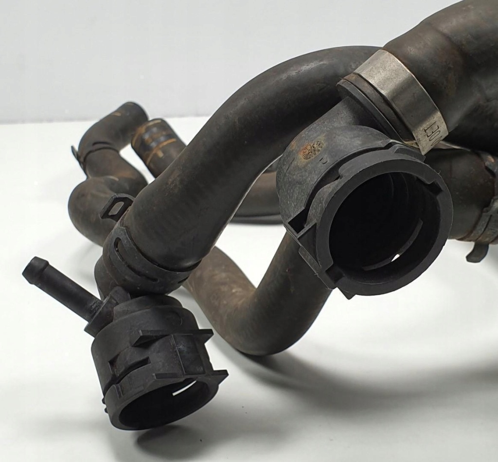 фото №3, Пабтрубок  труба воды vw golf vi 1.4 tsi 1k0121156dg