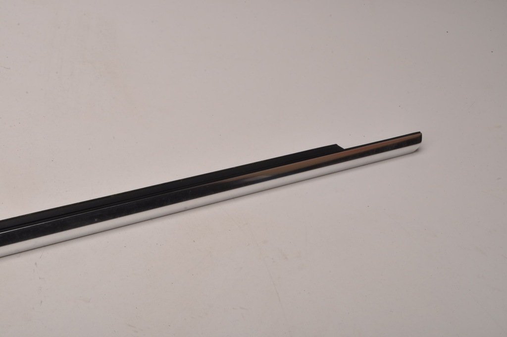 фото №7, Mercedes eqb x243 молдинг скло підвіконна передня ліва 24r a2477251500